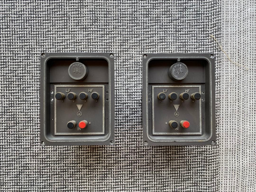 JBL 3105 ディバイディング　ネットワーク