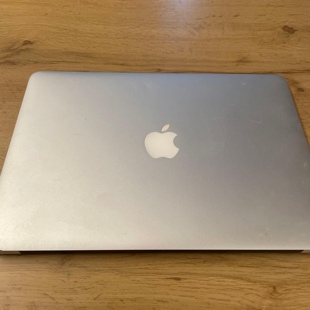 Apple MacBook Air 13インチ 2013年購入