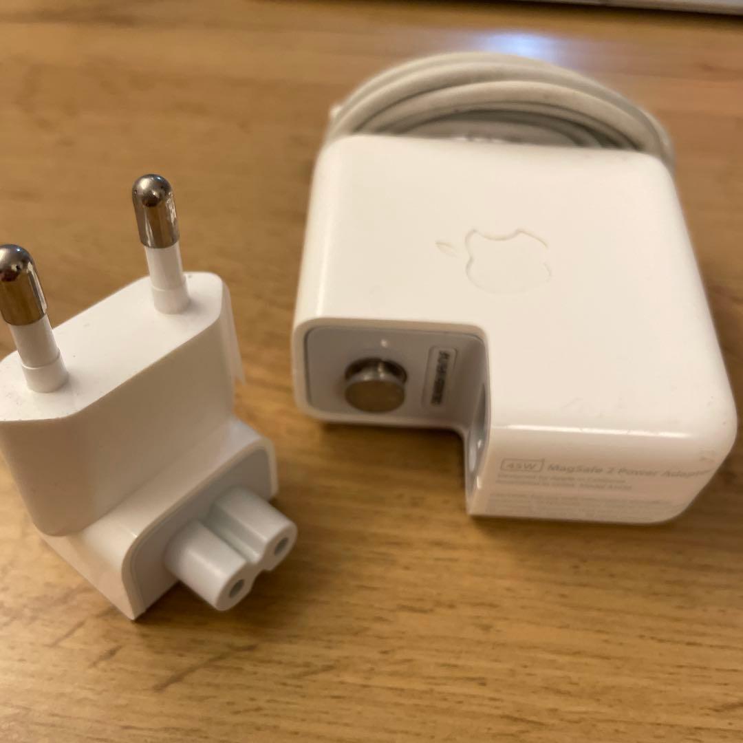 Apple MacBook Air 13インチ 2013年購入