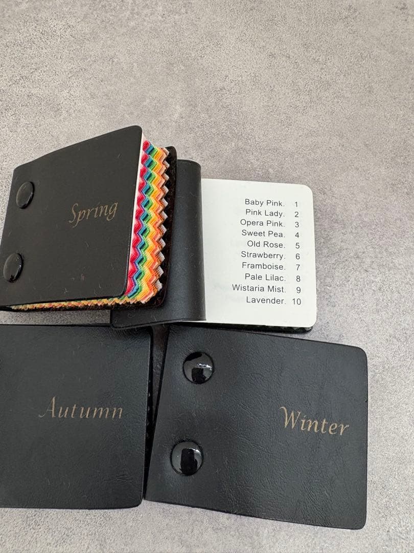 ケース付き、シール付きで便利！パーソナルカラー診断用ドレープ120色など