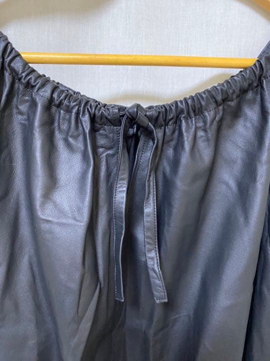 オーラリー新品LAMB LEATHER GATHEREDラムレザー キャミソール