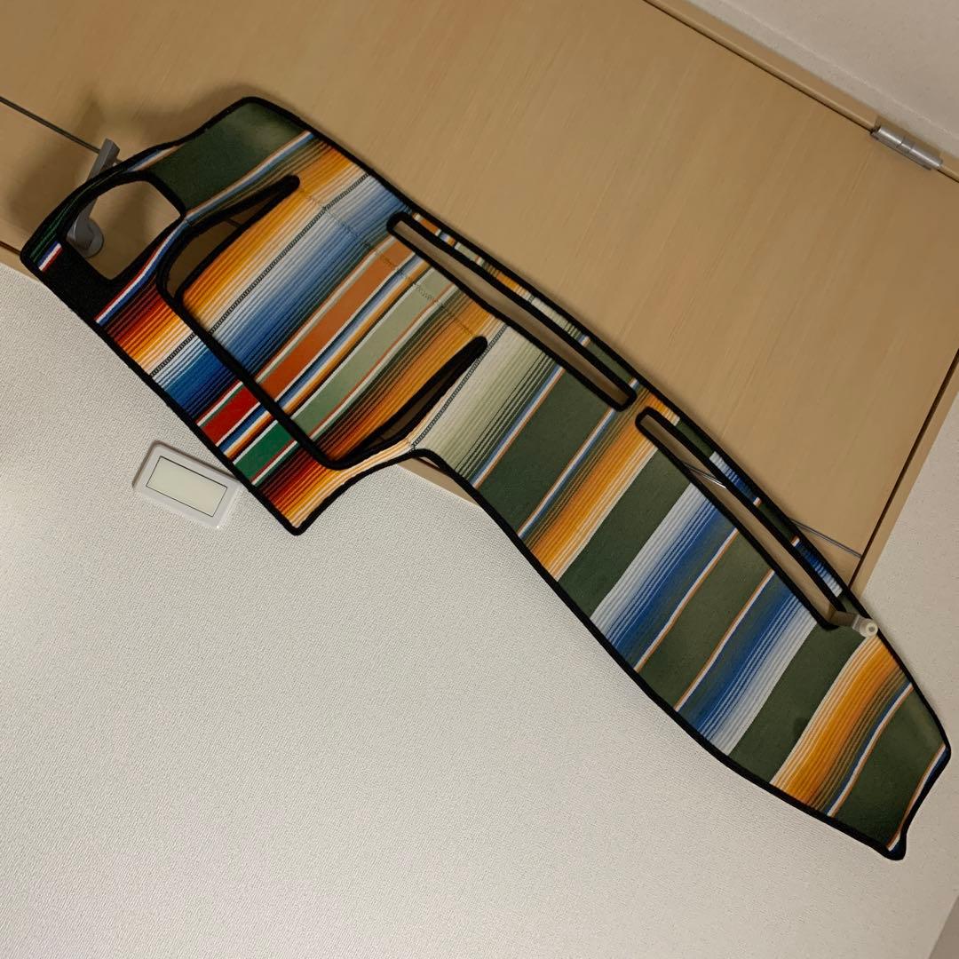 ガ*ル様 rzn152ハイラックス　MOONEYES ダッシュマット ダッシュボ