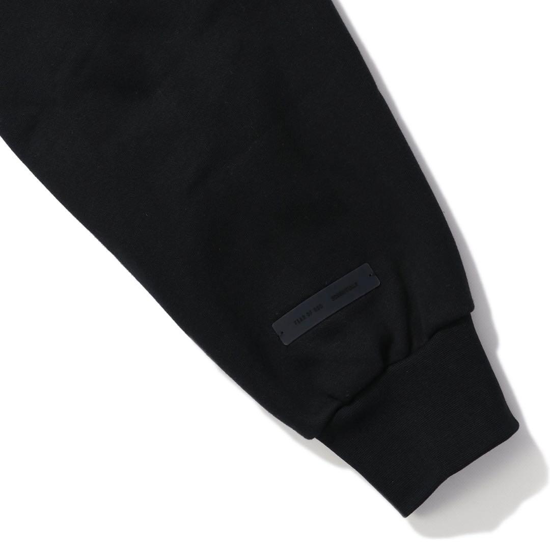 ESSENTIALS FEAR OF GOD ブラック トレーナー