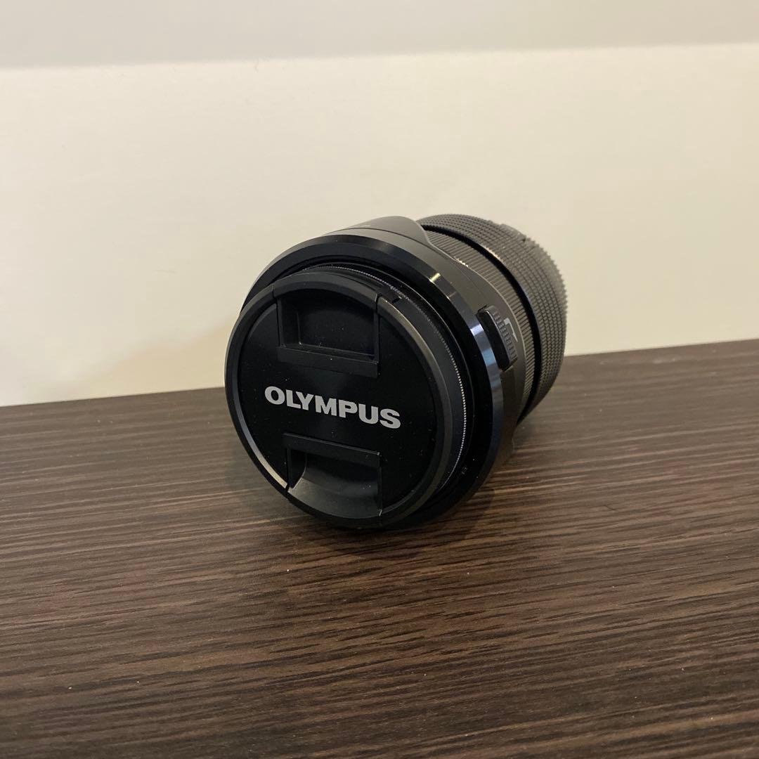 OLYMPUS 12-40mm f/2.8 PRO ズームレンズ