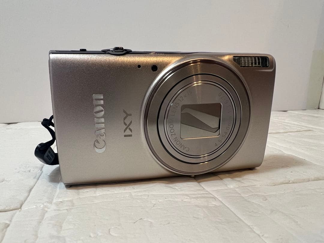 Canon カメラ　IXY 650 PC2274 シルバー　箱　充電器　コンデジ