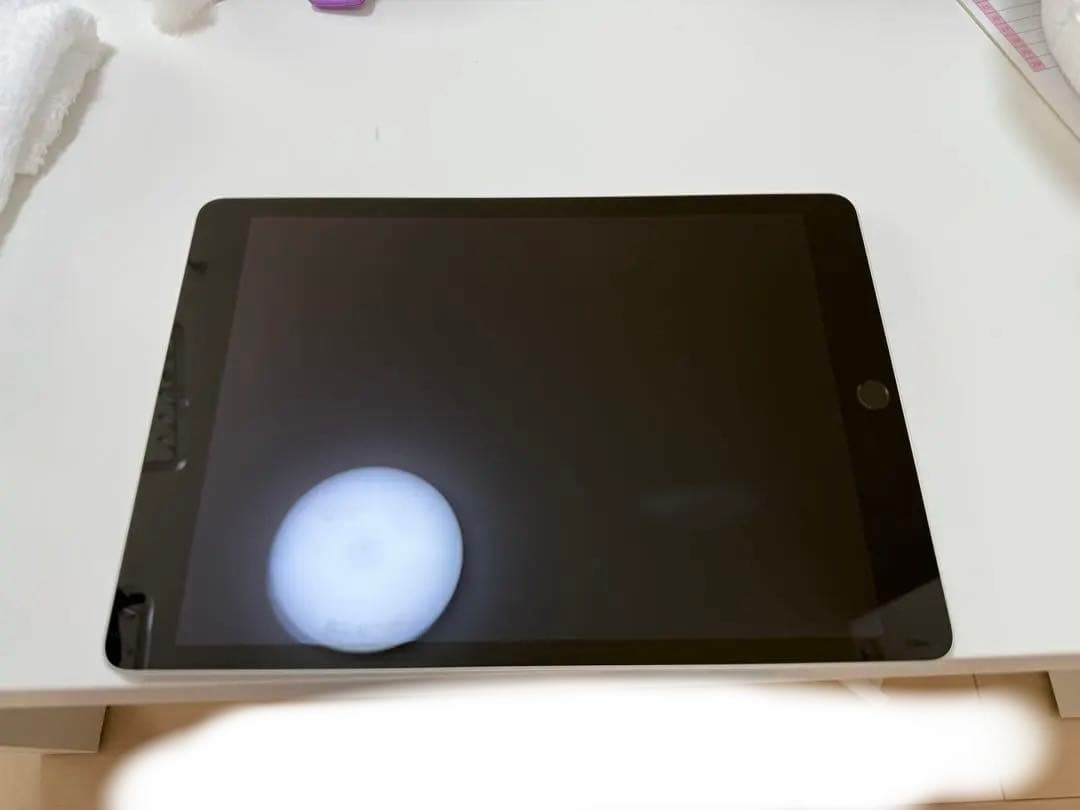 iPad 第9世代　シルバー　美品