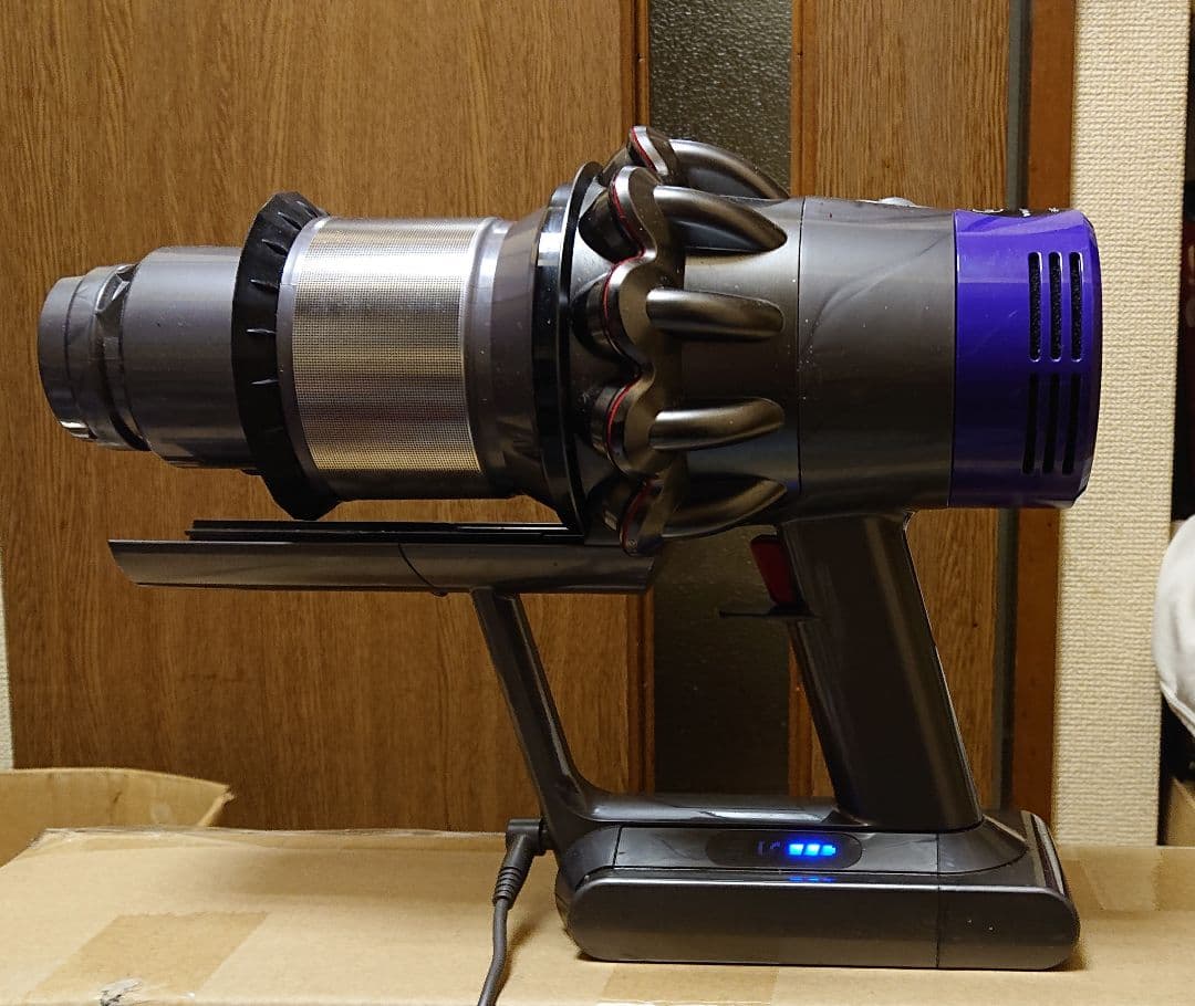 dyson SV12(V10)/コードレススティック式/ACアダプタ付/ダイソン