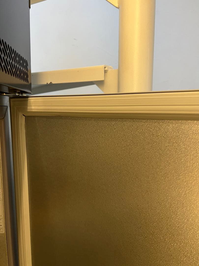 【値下げ】業務用冷蔵庫 240L. ワイン、米、野菜の保管に