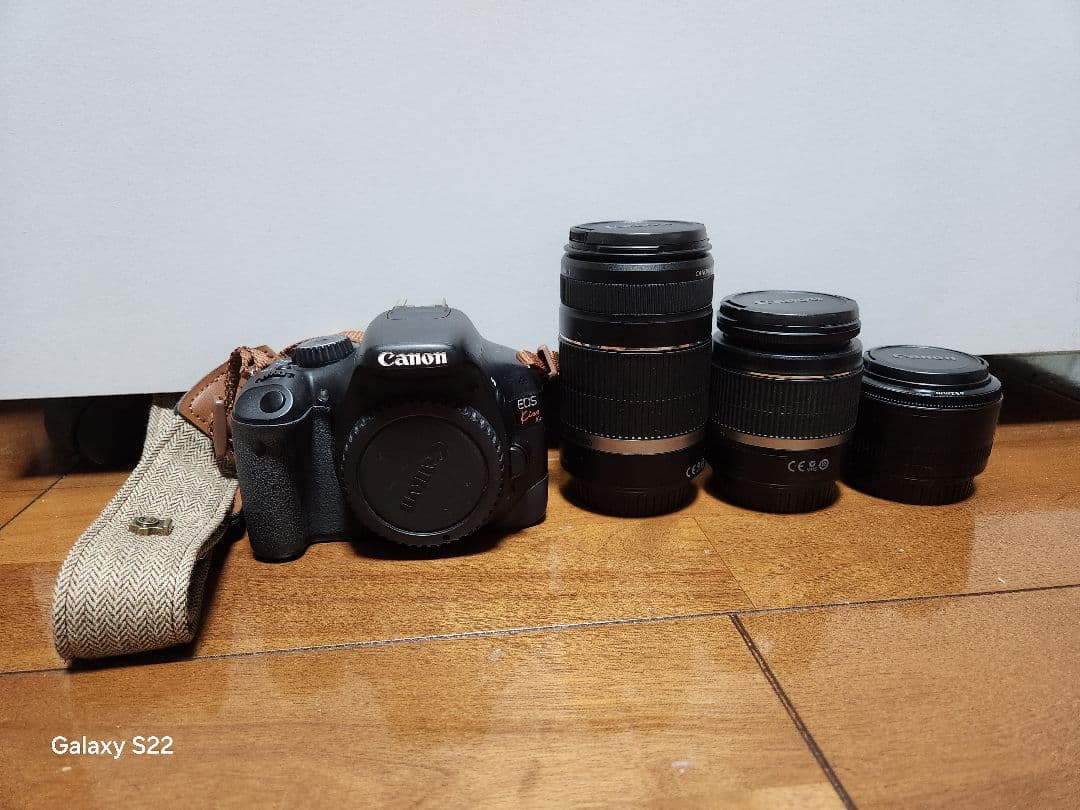 Canon キヤノン EOS Kiss X4　ダブルズームレンズキット