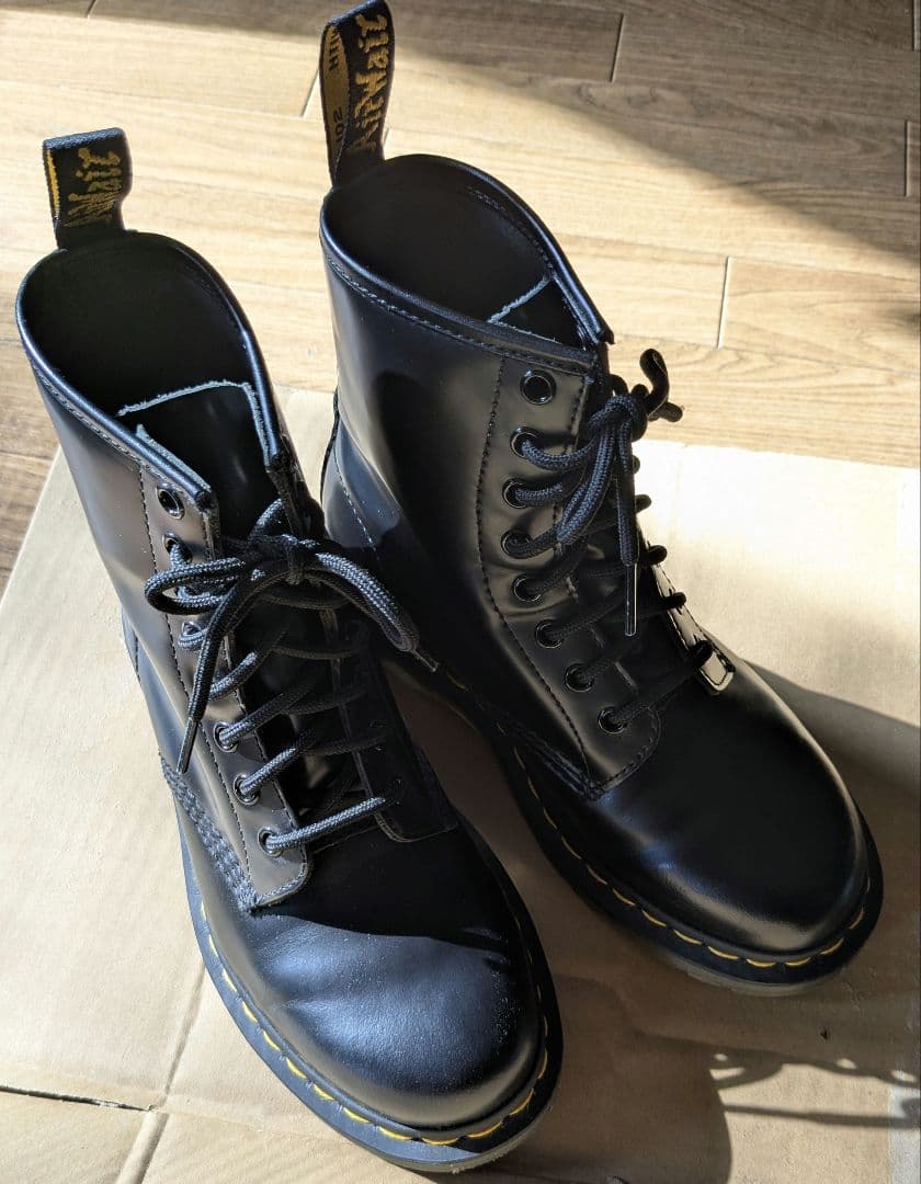 Dr.Martensドクターマーチン　8ホール　UK4ブラック23センチ　ブーツ