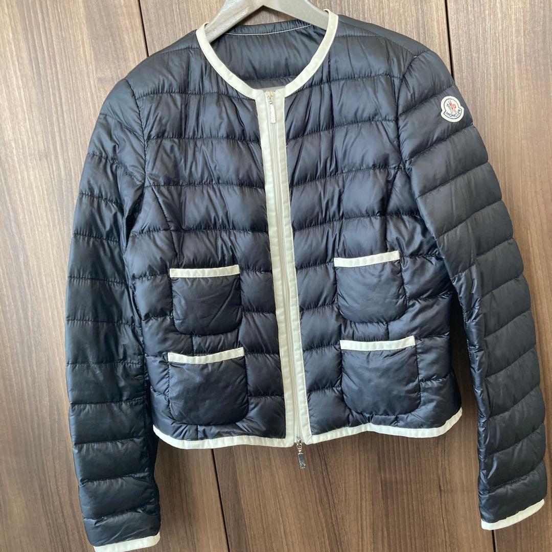 Moncler 黒 ダウンジャケット