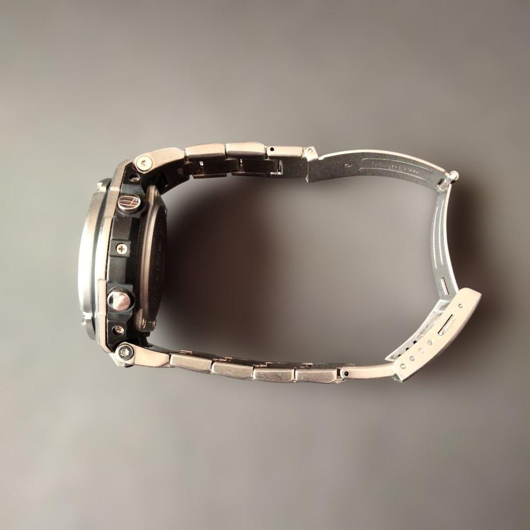 G-SHOCK GST−W110D　フルメタル電波ソーラー　タフソーラー
