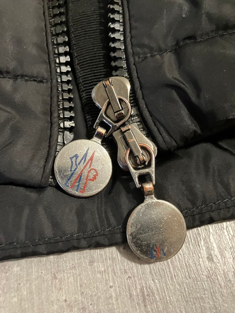 Moncler モンクレール　ダウンコートflamme ブラック