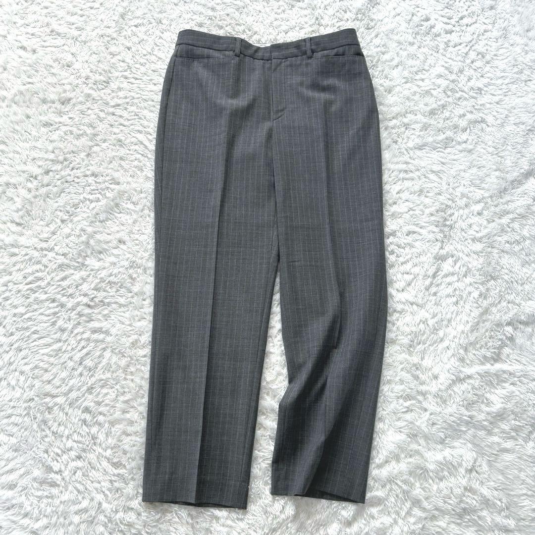 【極美品・大きいサイズ 44】　23区　パンツスーツ　ビジネス　ストライプ　灰色