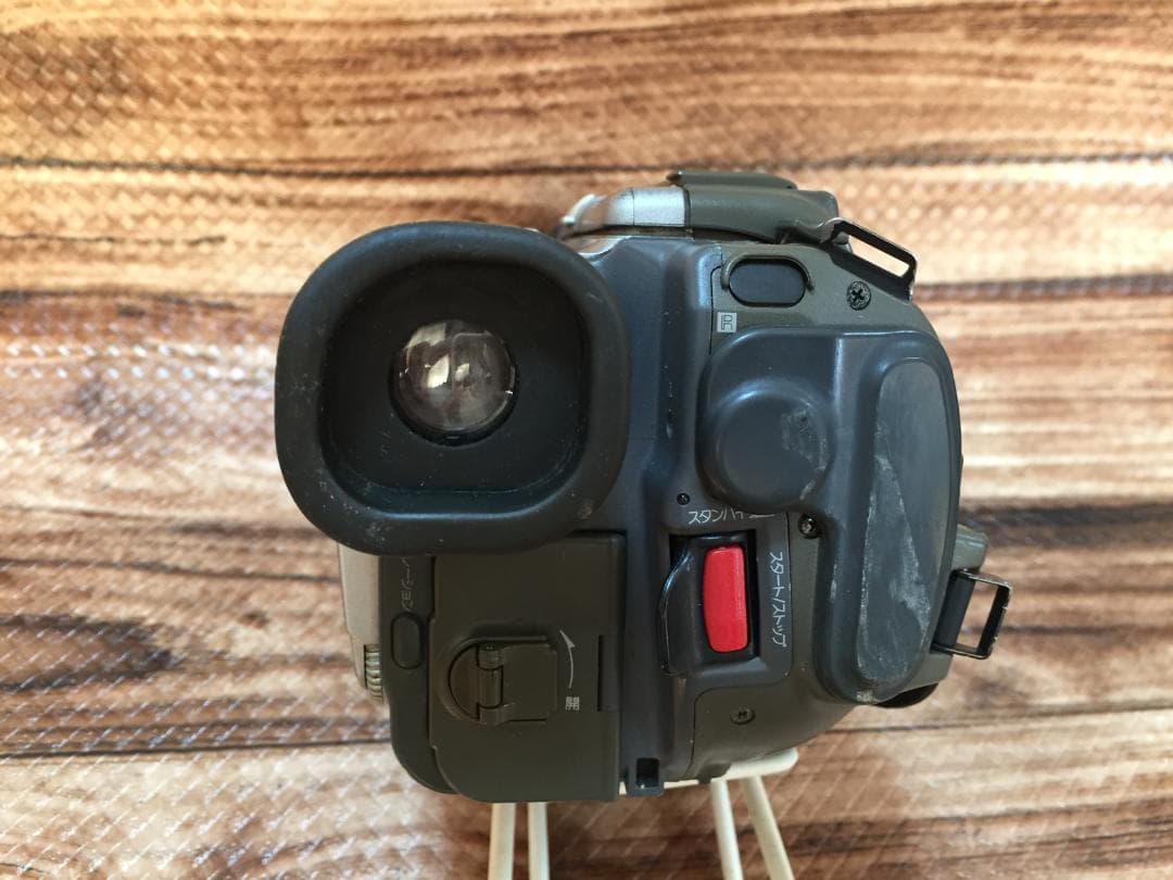 撮影再生ダビングOK　SONY　CCD-TR2　付属品あり　Hi8　動作良好