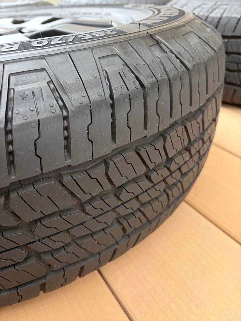 11日10時迄値下送料込ランクル250ZXファーストエディション.アルミタイヤ