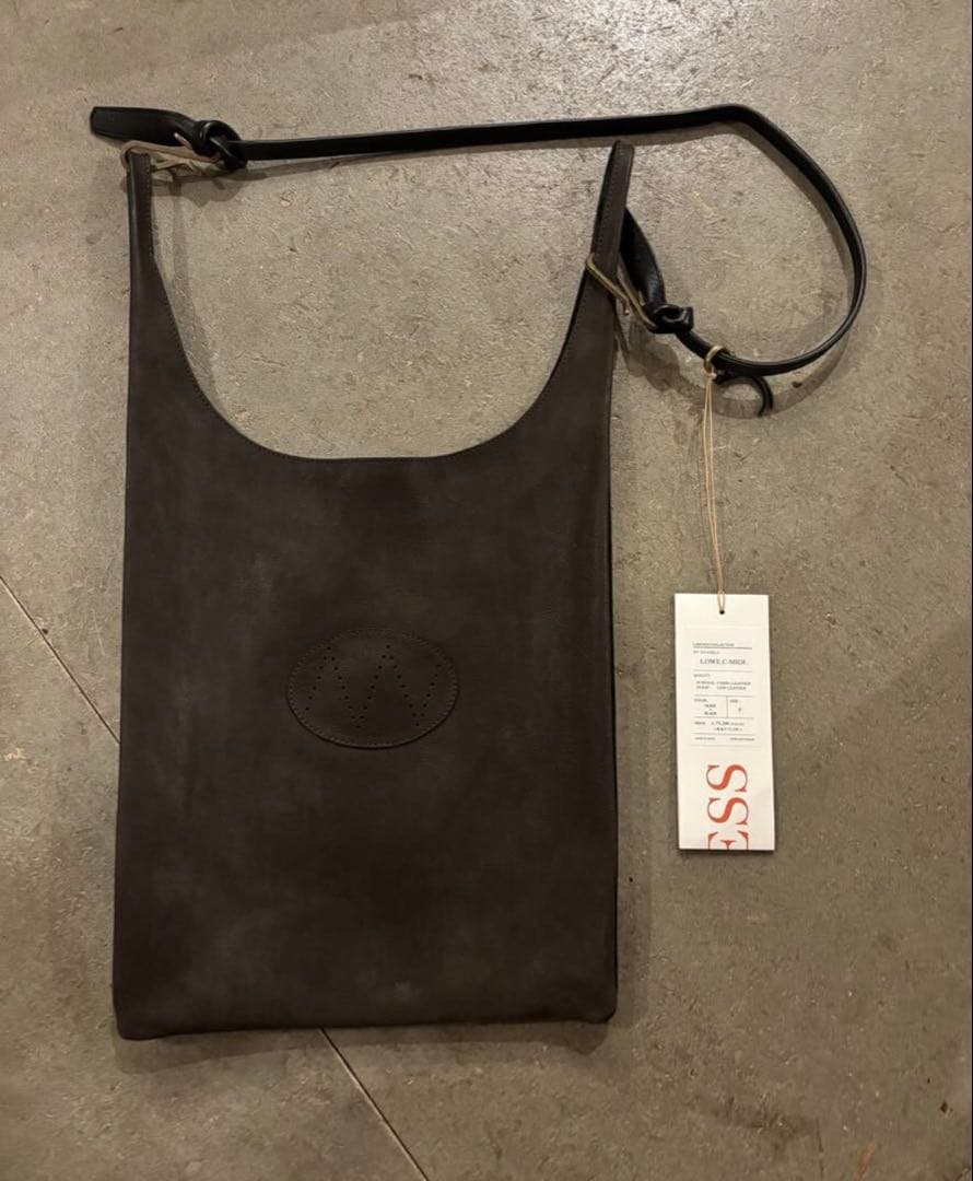 LOWE.C-MIDI ショルダーバッグ
