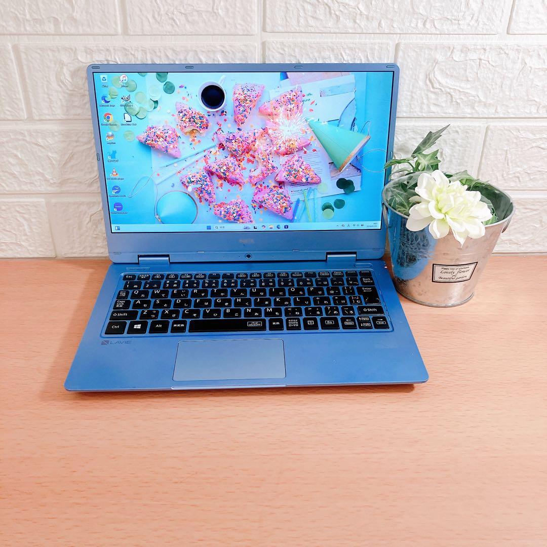 小型軽量・爆速SSD・初心者OK！Windows11青ブルーノートパソコン☆
