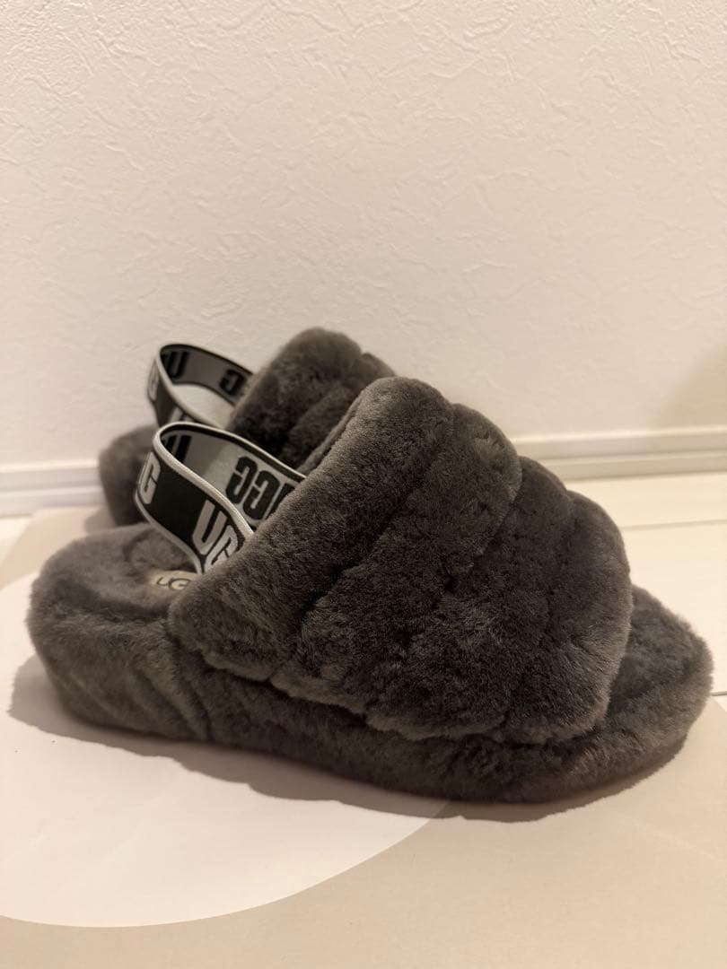 ⭐︎UGG グレー サンダル スリッパ⭐︎