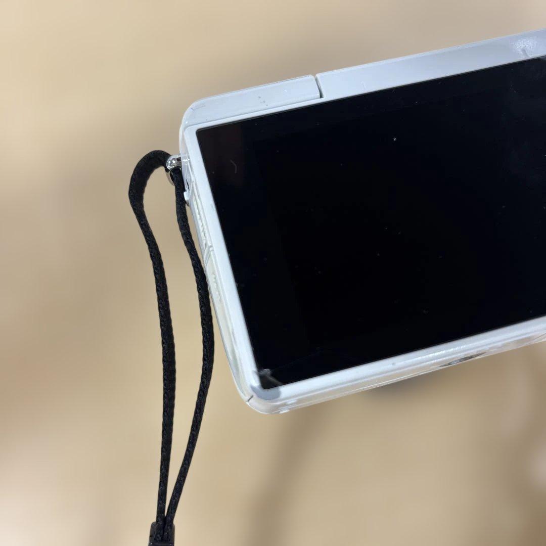 Canon EOS M10 ホワイト EF-M 15-45mm