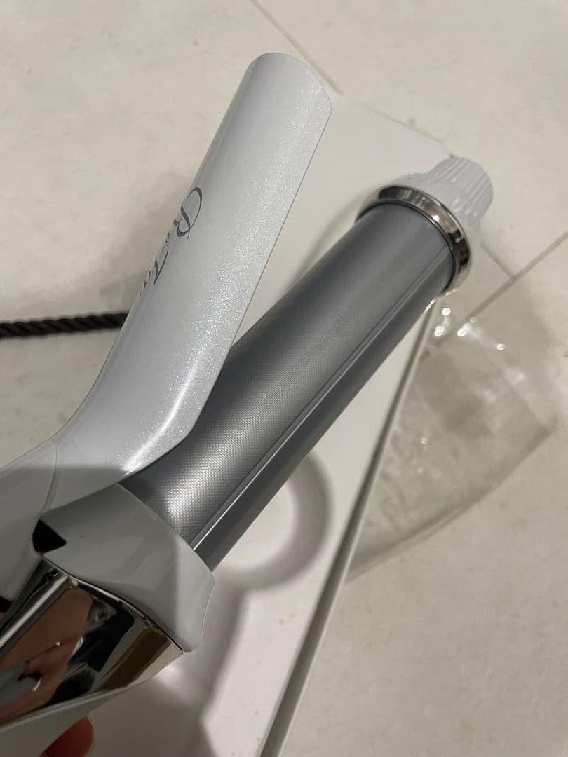 『モモ』ReFaカールヘアアイロン ホワイト/シルバー