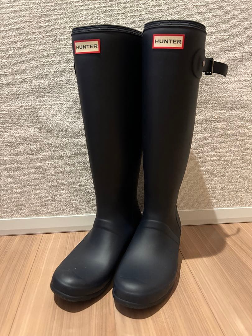 【4月限定値下げ】HUNTER 長靴 ネイビーUK6 / EU39 バックル付き