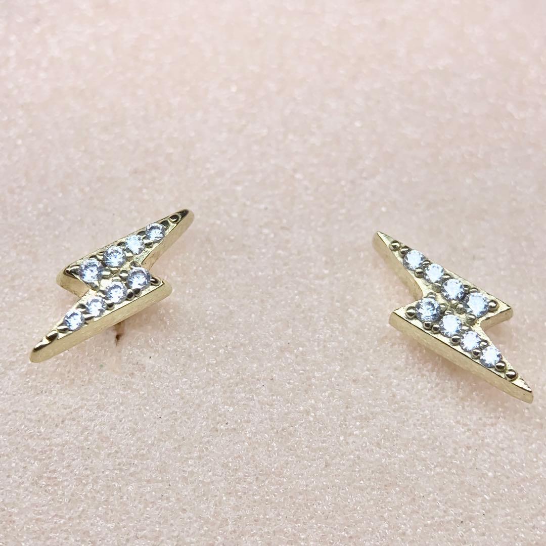 未使用級 Baqlessピアス サンダーボルト ジルコニア シルバー925 缶付