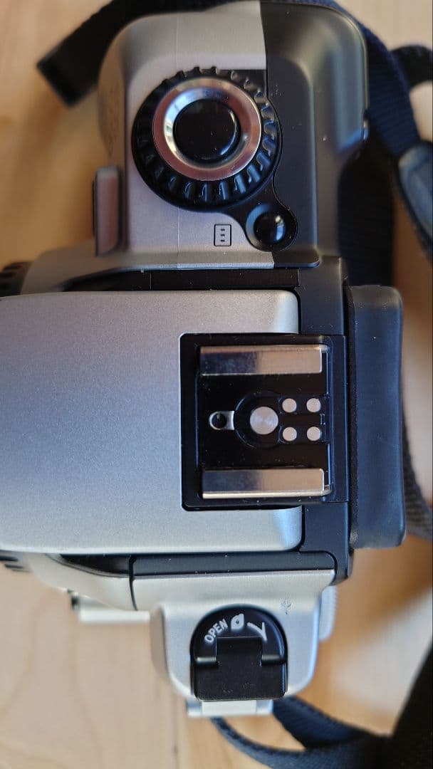 Canon EOS IX50 シルバー