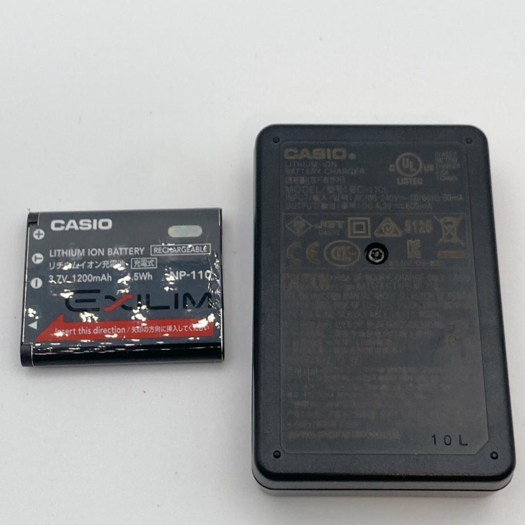 CASIO カシオ EXILIM EX-Z2000 デジタルカメラ シルバー