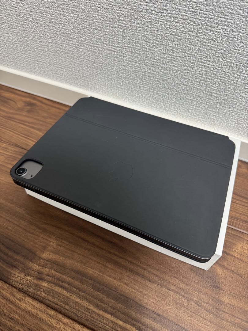 iPad Air（第5世代ブラック64GB Wi-Fiモデル）+純正キーボード