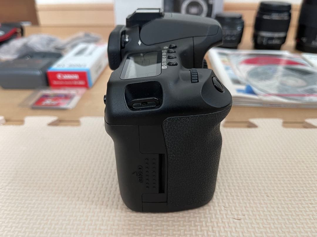 美品♪Canon EOS 40D デジタル一眼レフ　レンズ3本セット