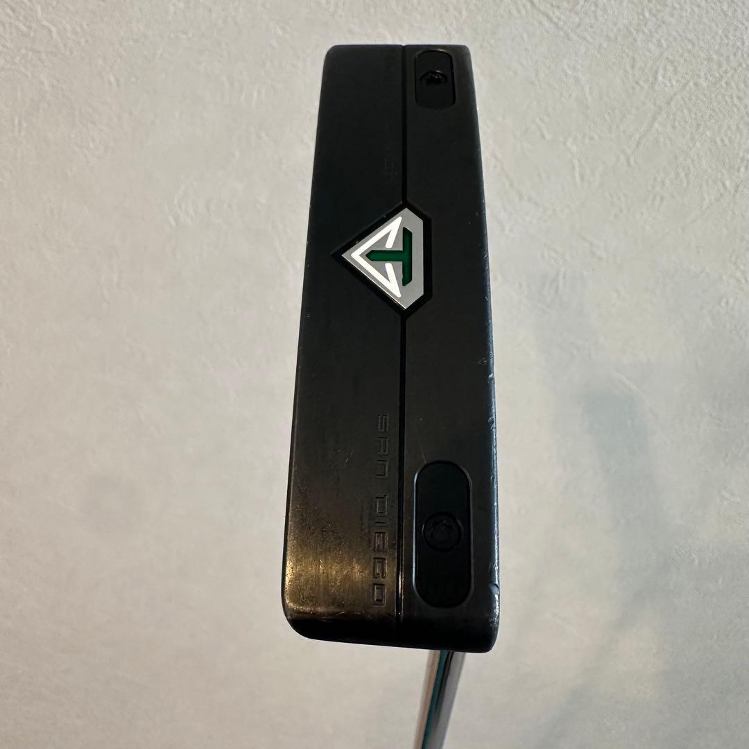 オデッセイ　トューロン　サンディエゴ　パター