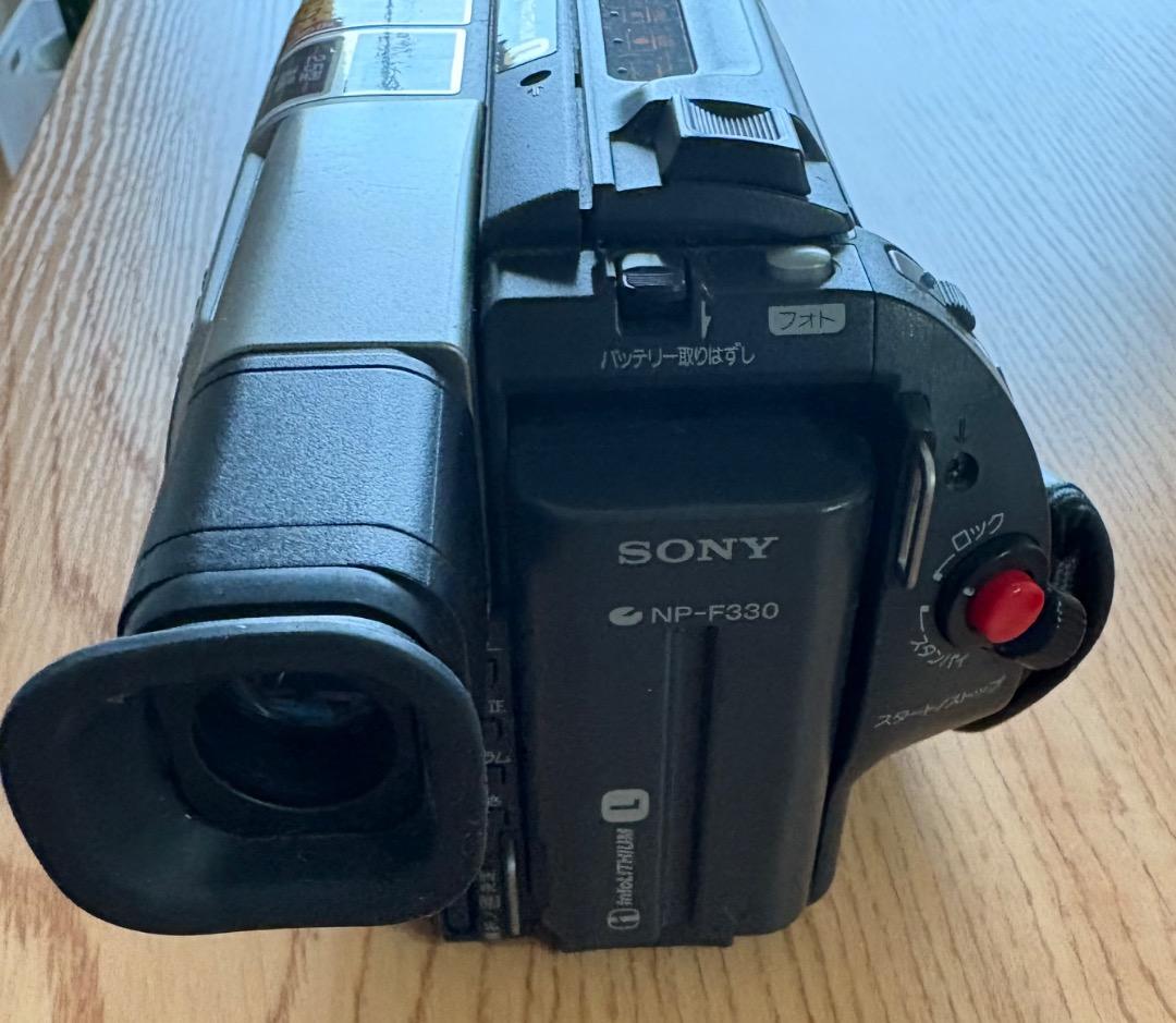 SONY ソニー　CCD-TRV66K　ハイエイトビデオカメラ　Hi8方式