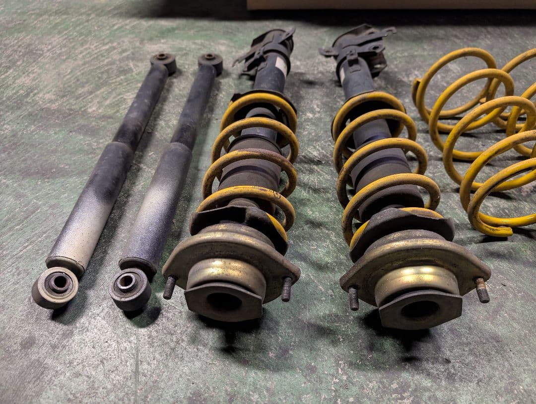 【ベリ】ミラ、ミラジーノ l700 ダウンサス Dスポーツ