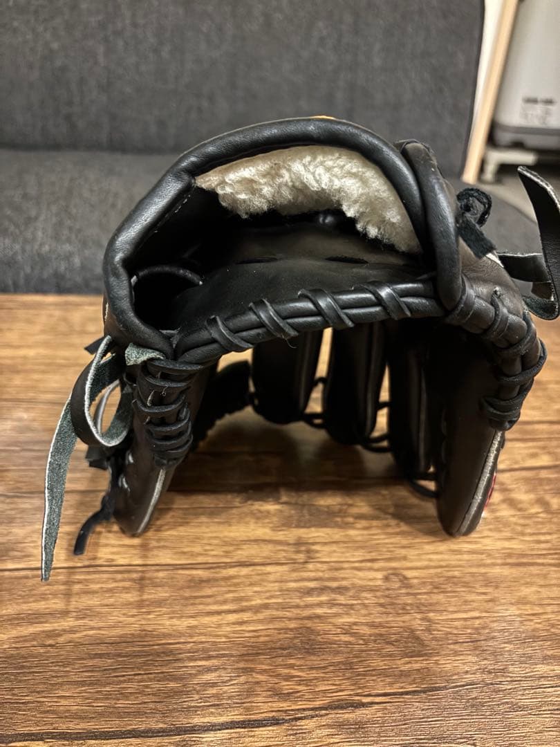 ハ*ー様 ミズノプロ（ビックM）軟式オーダーグローブ ブラック 左投げ用