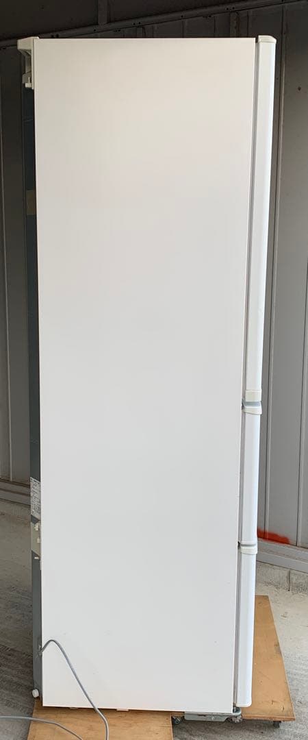 パナソニック　2021年製　冷蔵庫　NR-C372N-W 365L