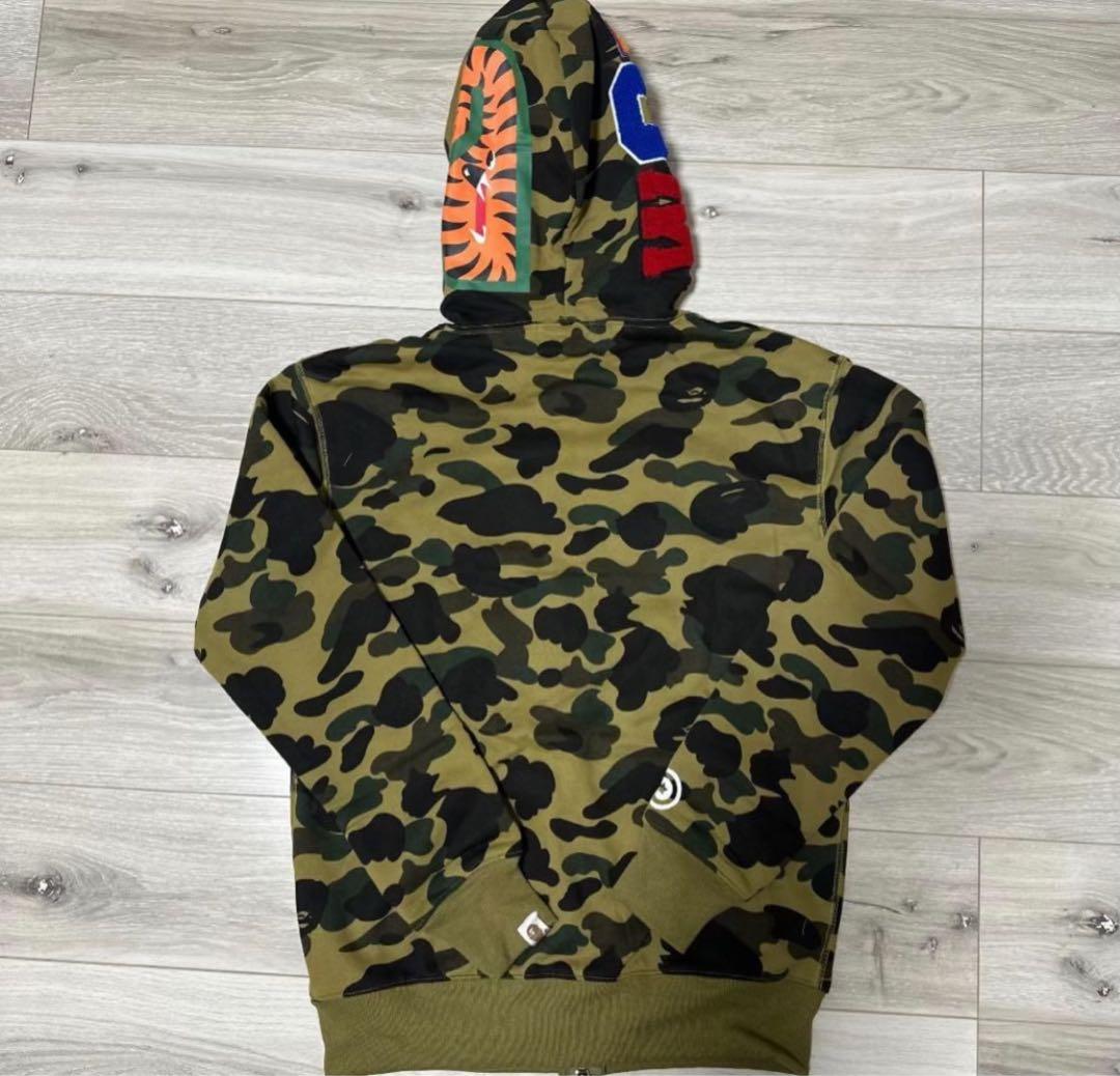 A Bathing Ape カモフラージュ シャークパーカー