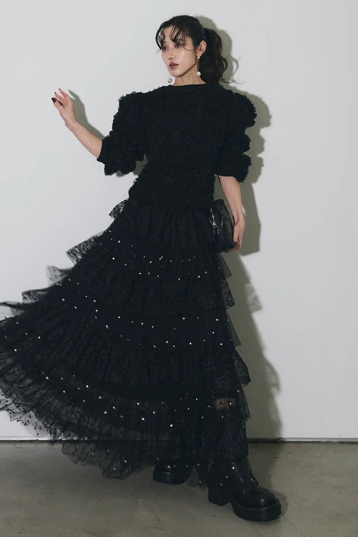 【新品未使用】andrea&co. ビジューレースチュールスカート