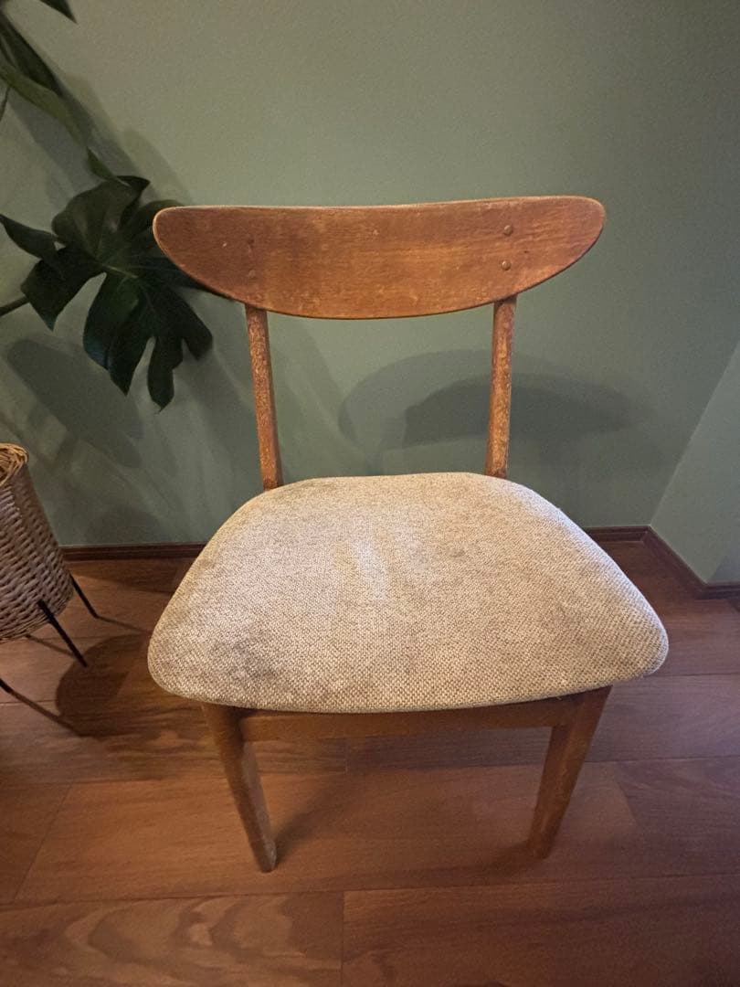 TRAM購入　デンマーク　ビンテージチェア　北欧