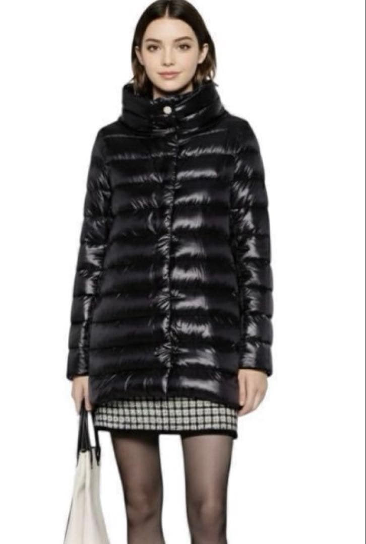 美品　ヘルノ　アメリア　ダウンコート