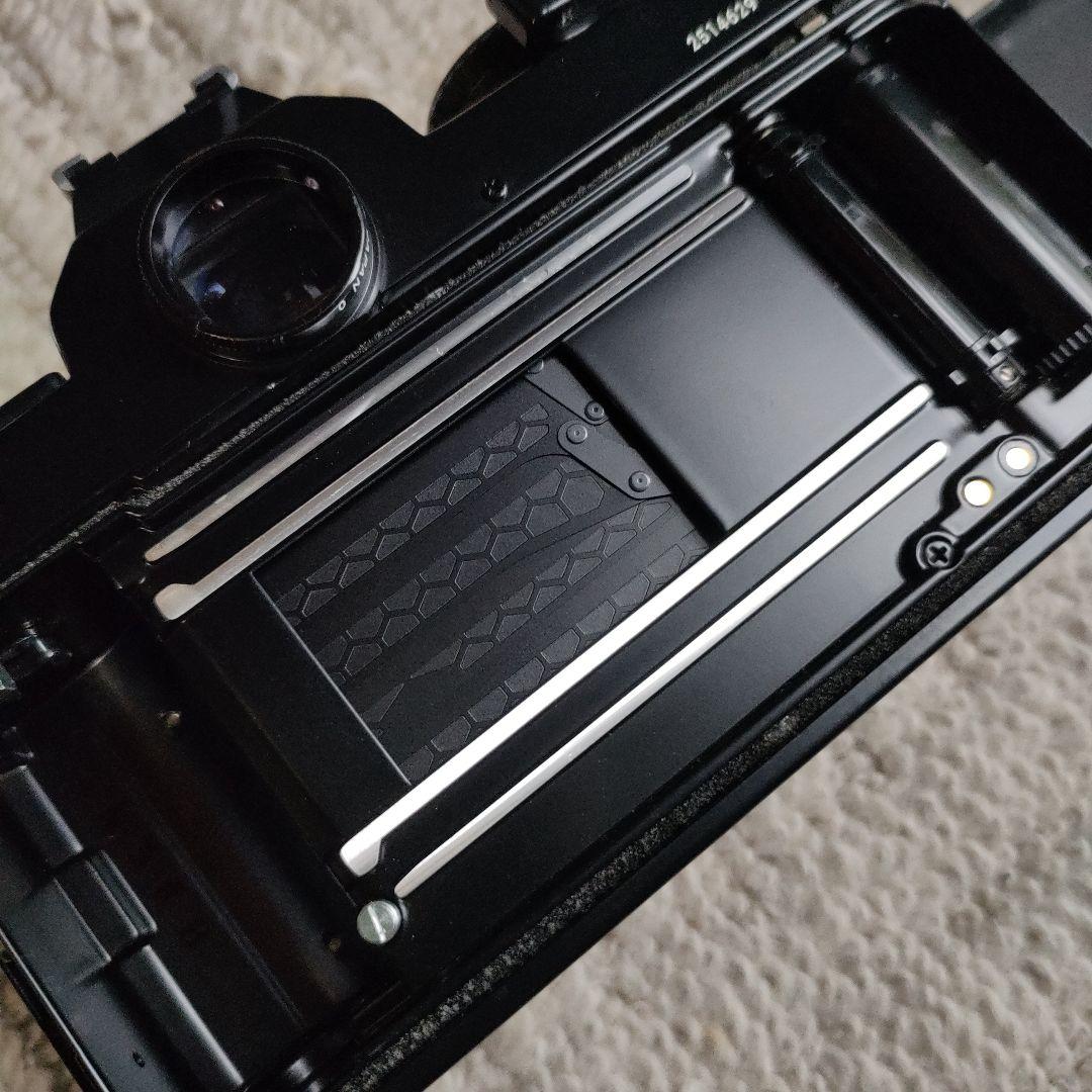 Nikon FE2 一眼レフカメラ 35mmフィルム