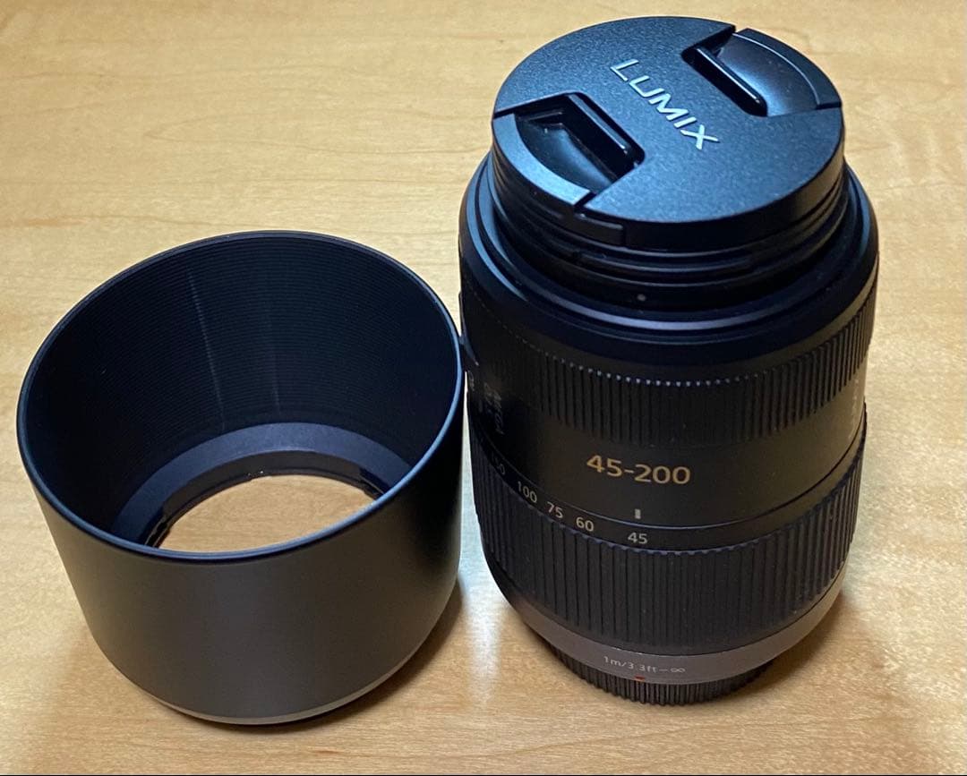 LUMIX 45-200mm レンズ