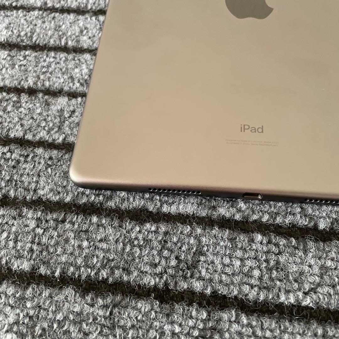 84 iPad Air3 3世代 64GB SIMフリー スペースグレイ