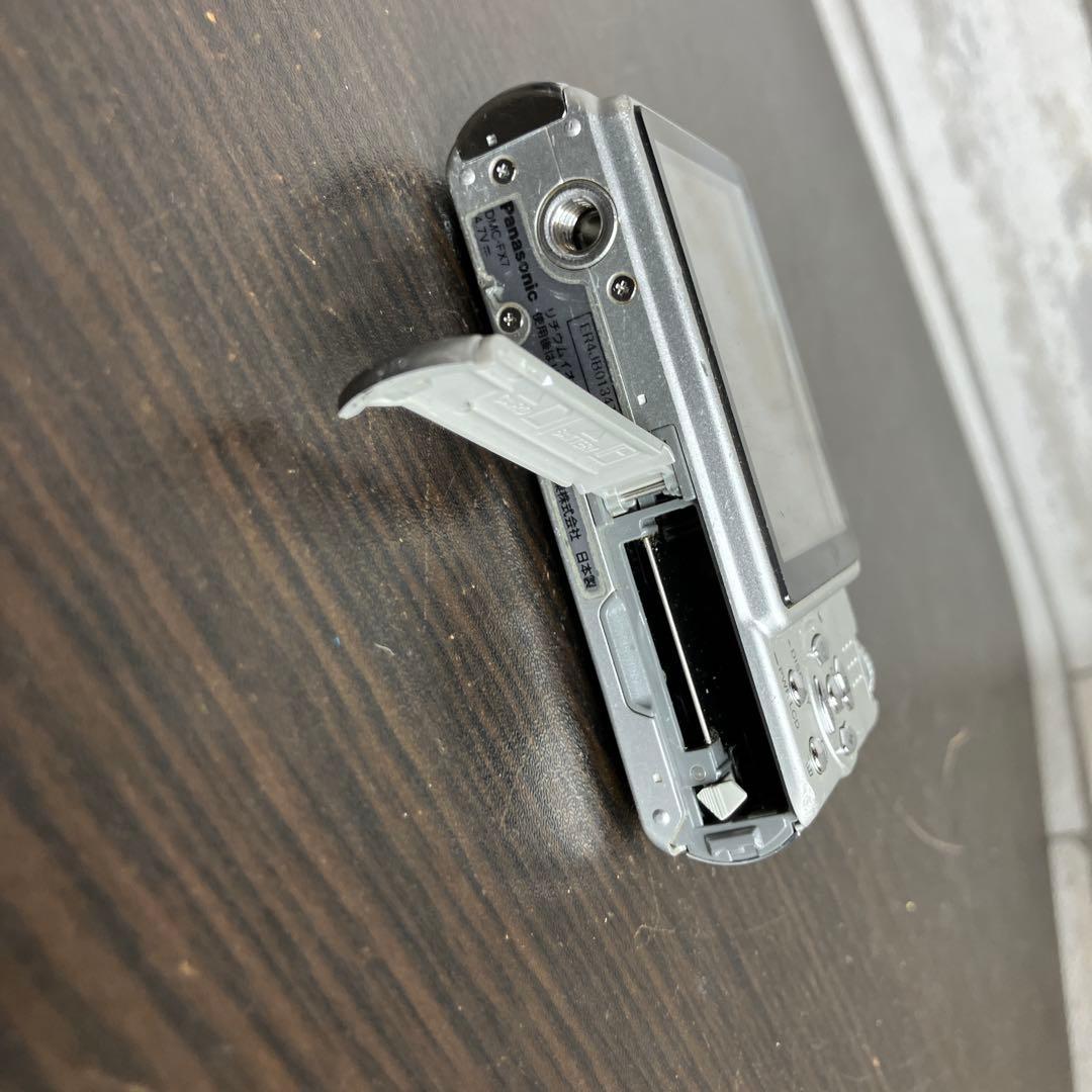 Panasonic DMC-FX7 デジタルカメラ