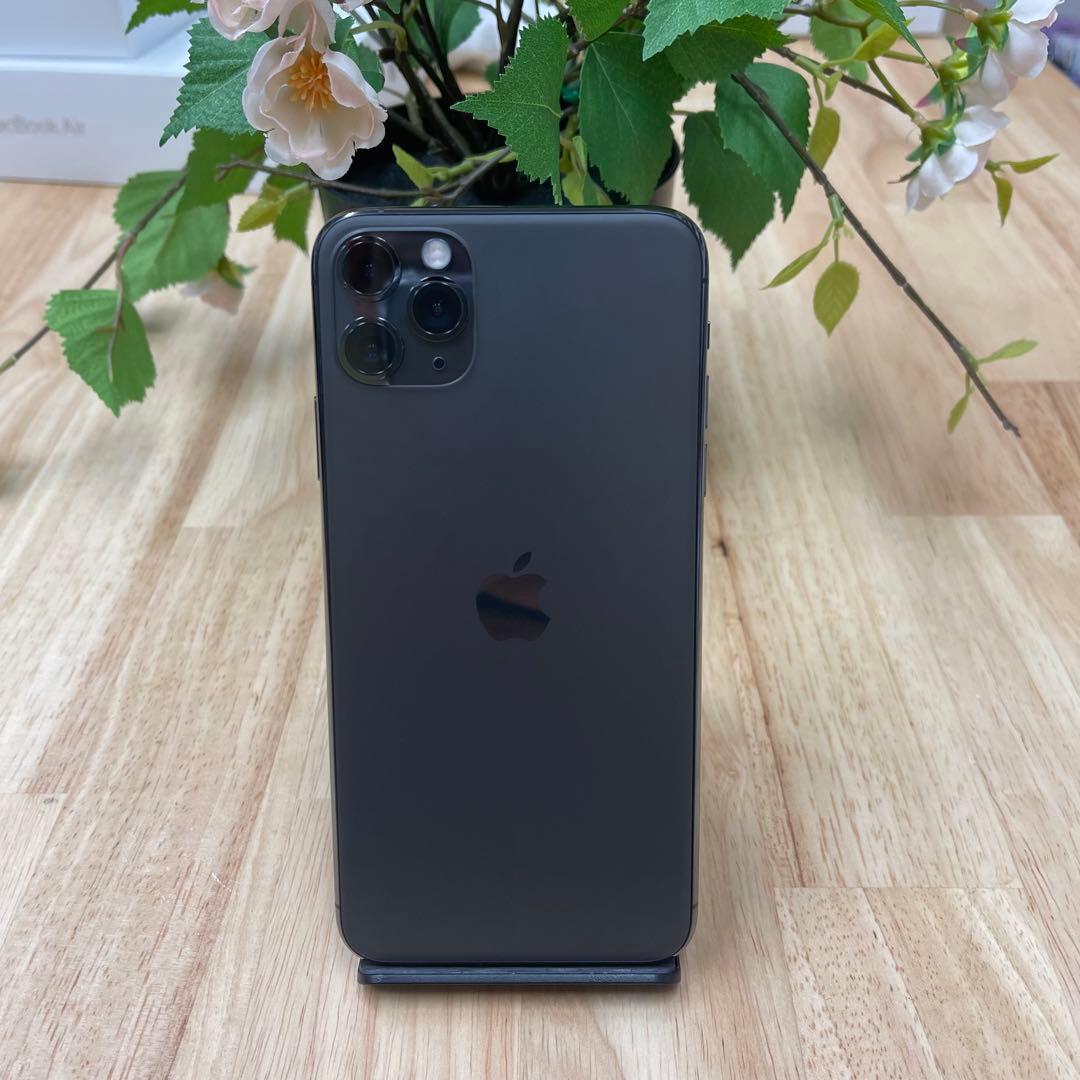 新品 iPhone 11ProMax 256Gb スペースグレー国内SIMフリー