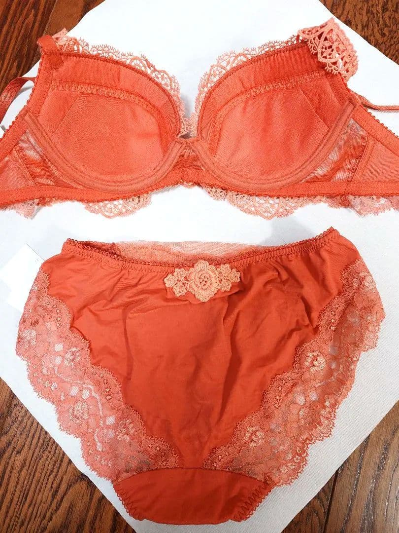 ワコール　トレフル　ブラ＆ショーツセット　D65 Mサイズ