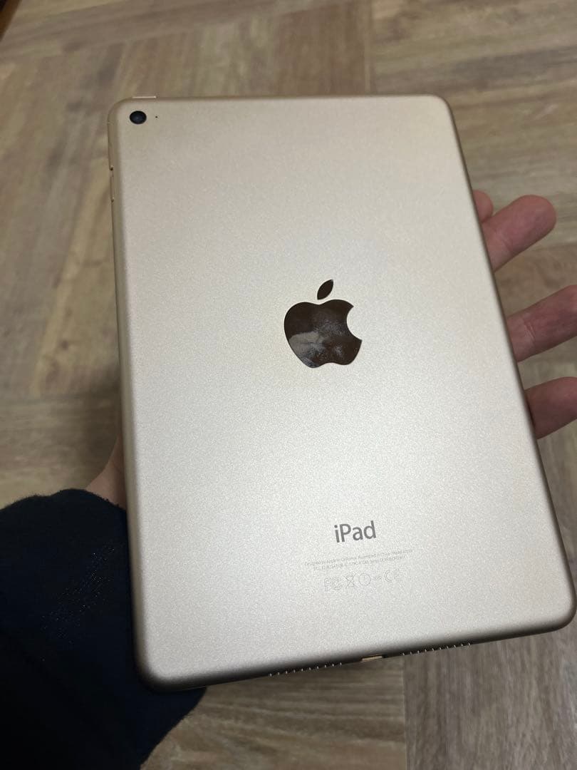iPad mini 4 (第4世代) Wi-Fi 64GB シャンパンゴールド