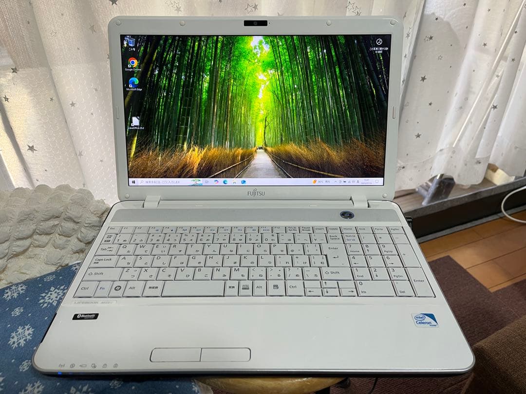 ノートパソコン 富士通 Lifebook AH33/J