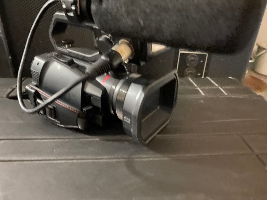 Panasonic 4K ビデオカメラ 本体　X2000