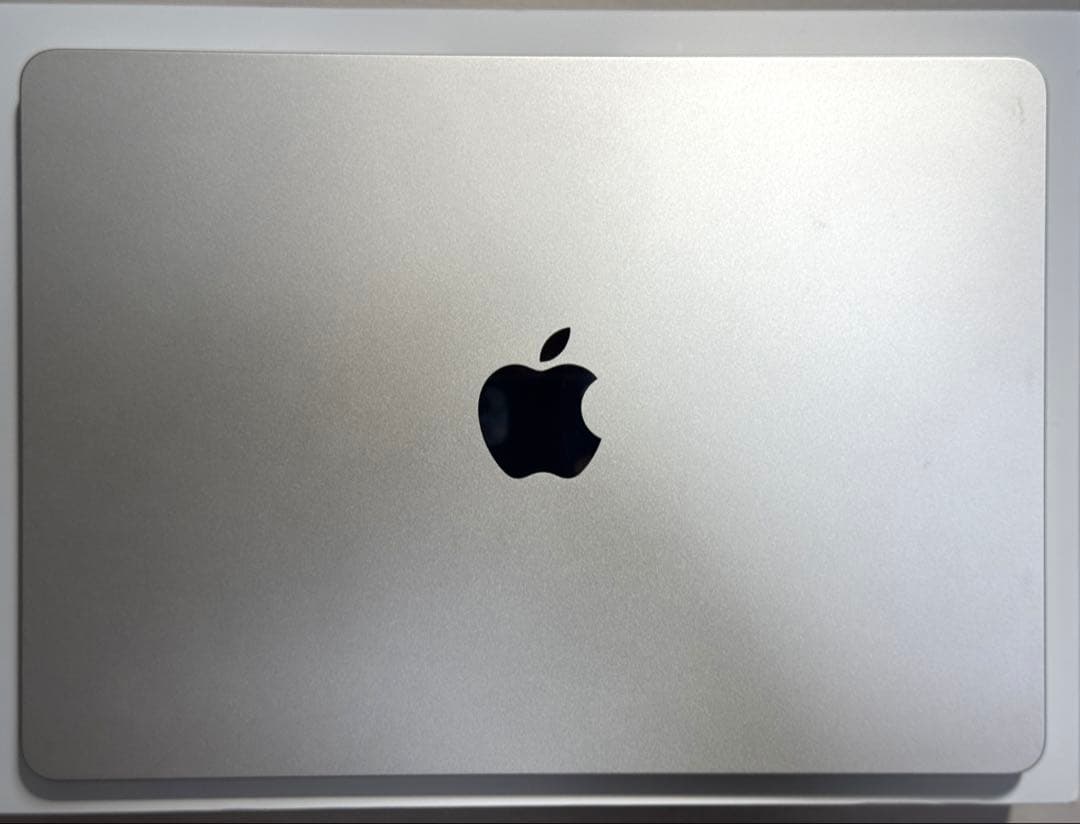 MacBook Air 13インチ M3/24GB/1TB スターライト美品